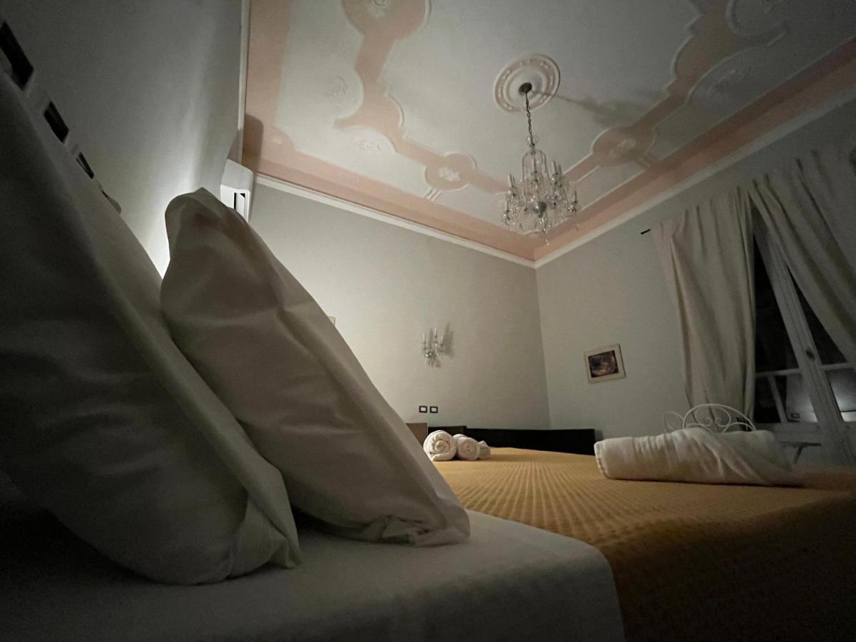 Epoque Bed And Breakfast 메시나 외부 사진