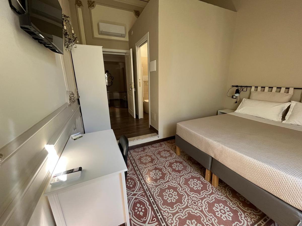 Epoque Bed And Breakfast 메시나 외부 사진